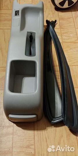 Консоль центральная