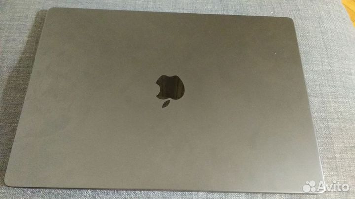 Macbook pro 16 m3 pro 36 gb ram 512 gb