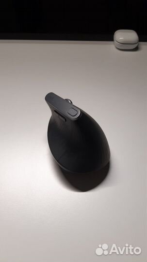 Мышь компьютерная Logitech Vertical