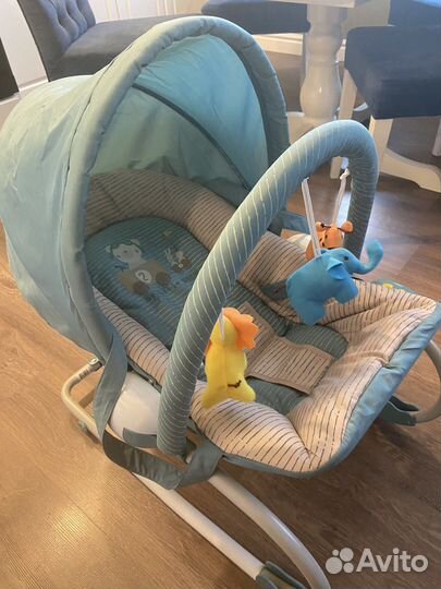 Шезлонг детский babyton