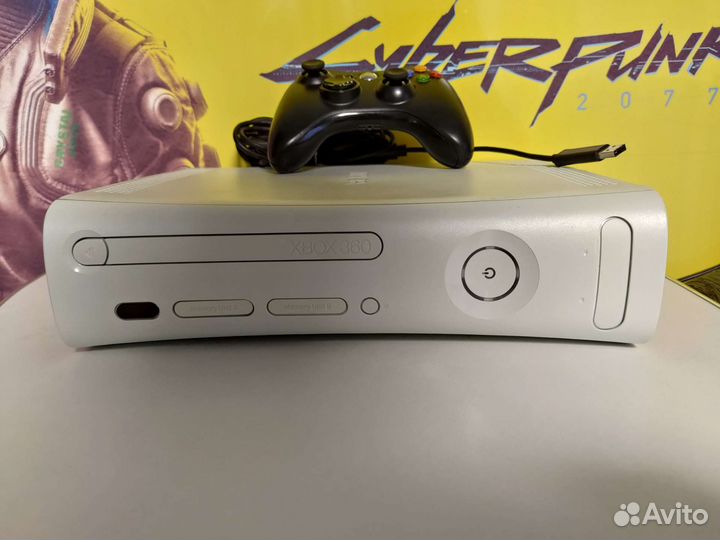 Игровая консоль Xbox 360