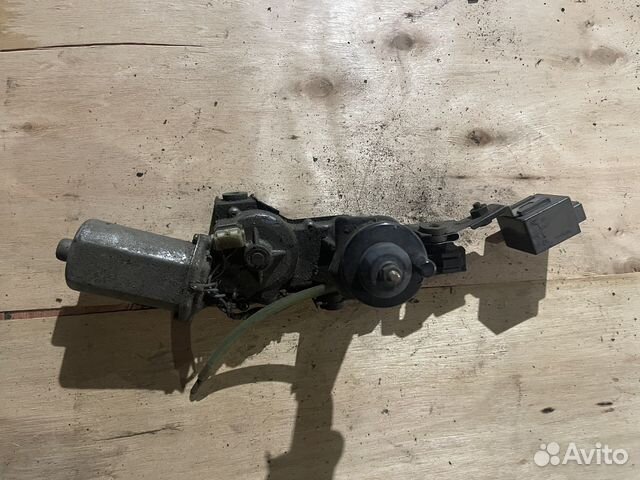 Моторчик заднего Mitsubishi galant 7