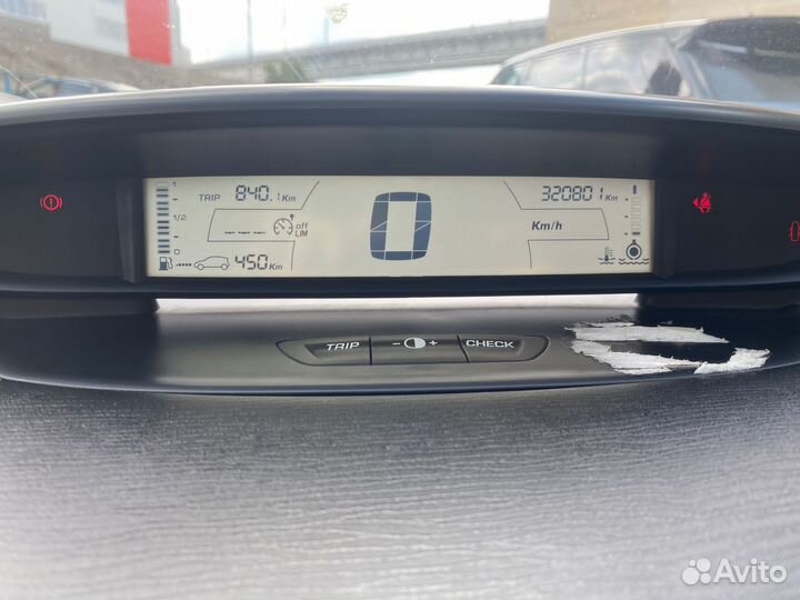 Citroen C4 1.6 AT, 2006, 320 800 км