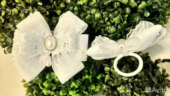 Белые банты на резинках 2шт