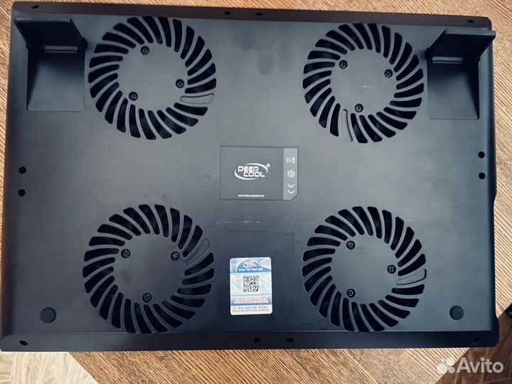 Подставка-кулер для ноутбука Deepcool