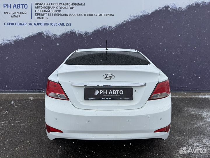 Hyundai Solaris 1.4 AT, 2015, 150 000 км