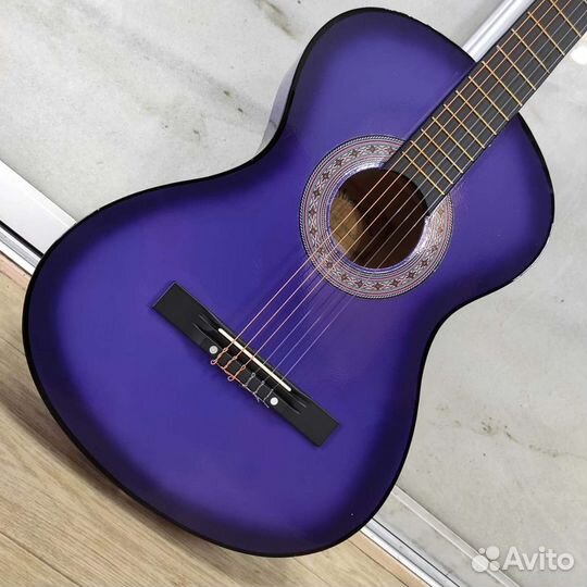 Гитара новая классическая