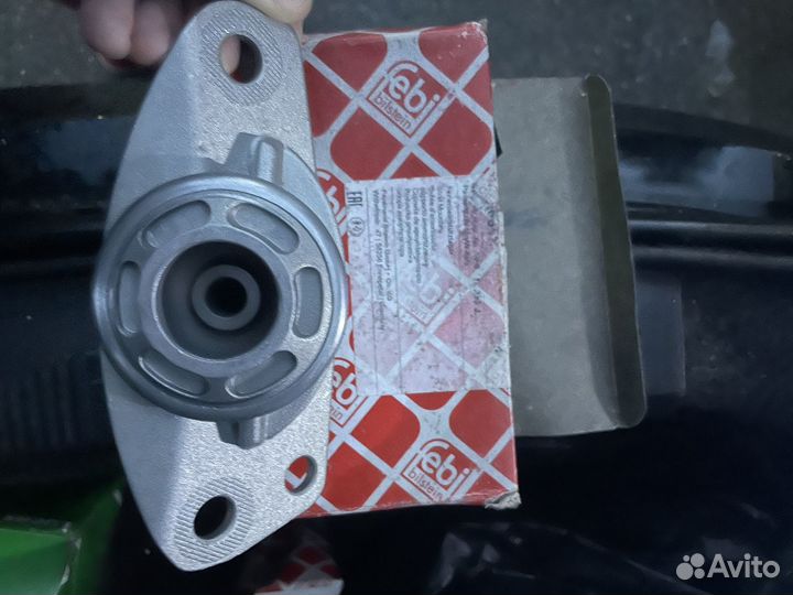 Опора амортизатора Febi 26618 аналог 1K0513353J