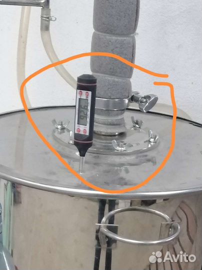 Крышка для перегонного куба с выходом на 2 дюйма