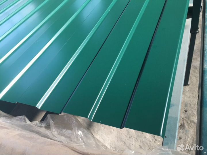 Листы профнастила / профлист оптом / забор /кровля