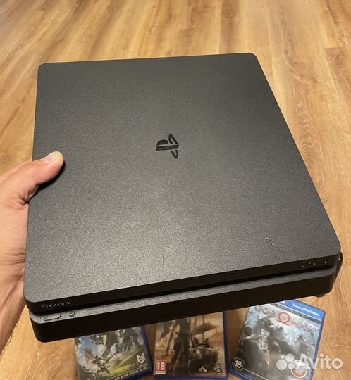 Sony PS4 slim 1tb