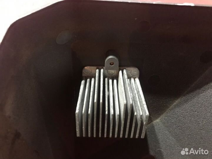 Резистор отопителя Mazda 6 GG L3C1 2004