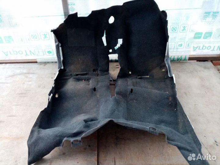 Ковёр пола Nissan Tiida