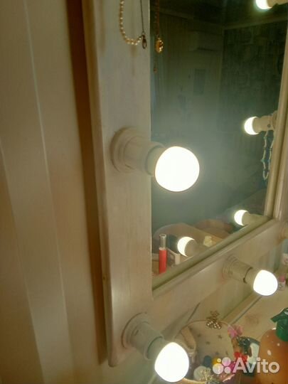 Зеркало с подсветкой