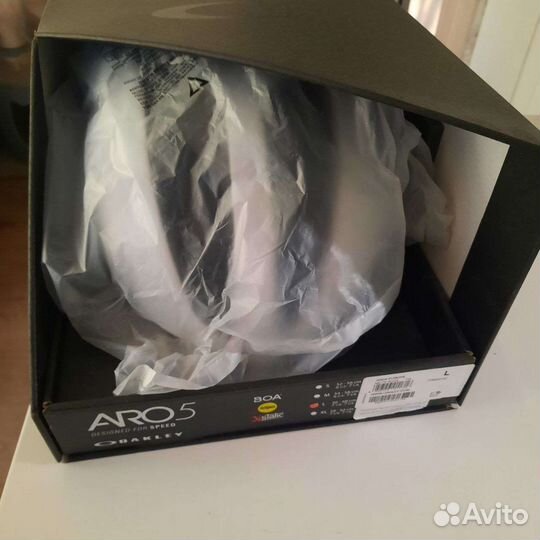 Велошлем oakley aro5