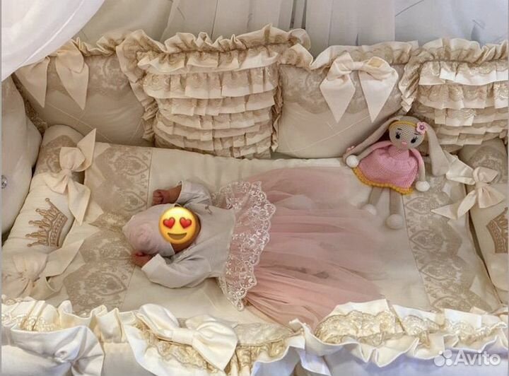 Бортики и балдахин в кроватку
