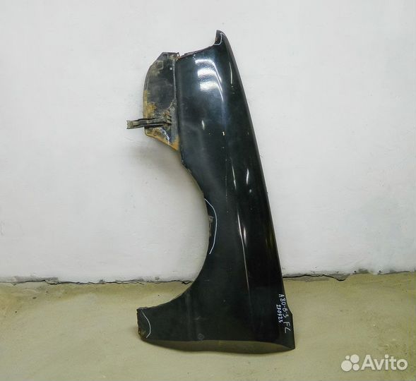 Крыло левое Audi 80 B3