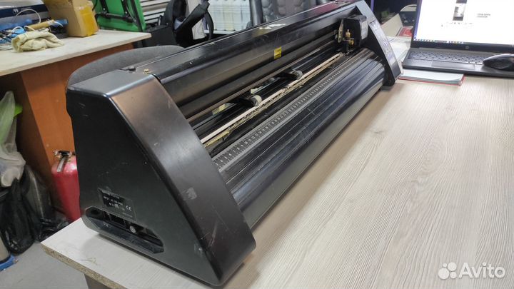 Режущий плоттер SignCut SC-720