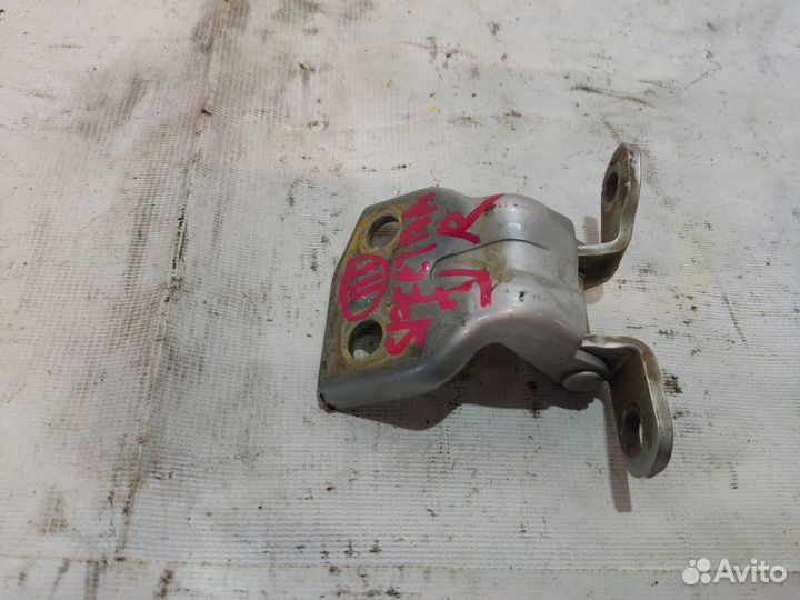 Петля двери задняя левая Kia Spectra S6D 2006