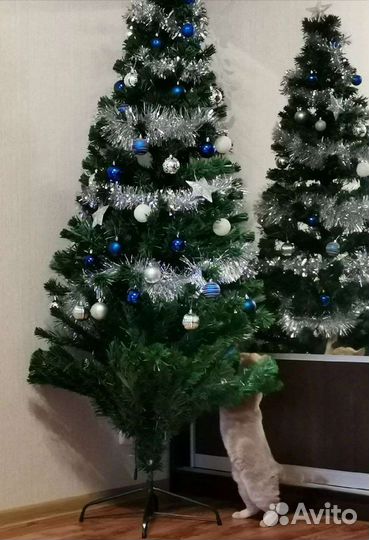 Елка искусственная со встроенной подсветкой