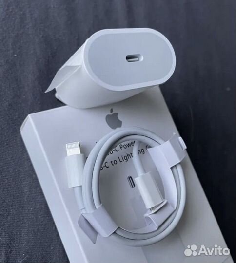 Зарядка на iPhone