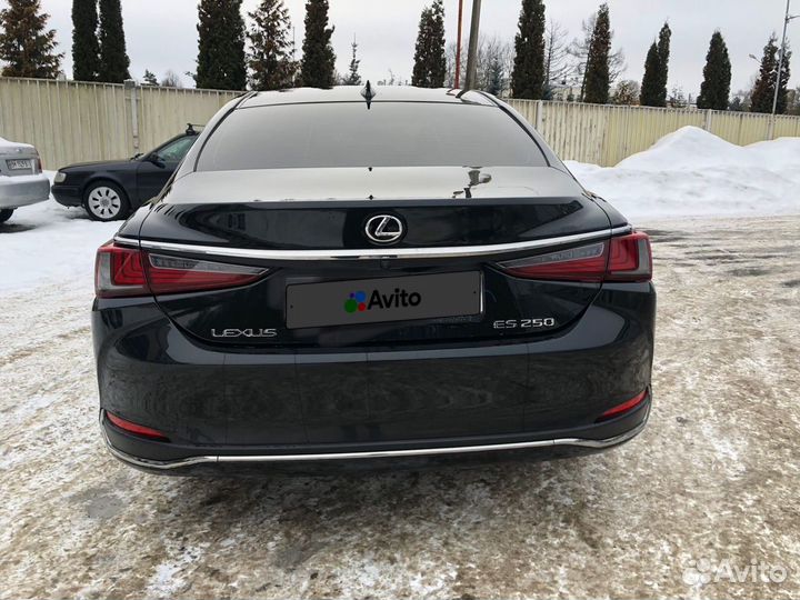 Lexus ES, 2018
