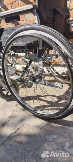 Инвалидная коляска