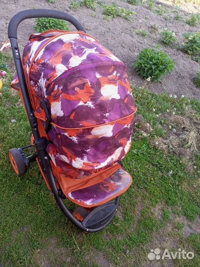 Прогулочная коляска