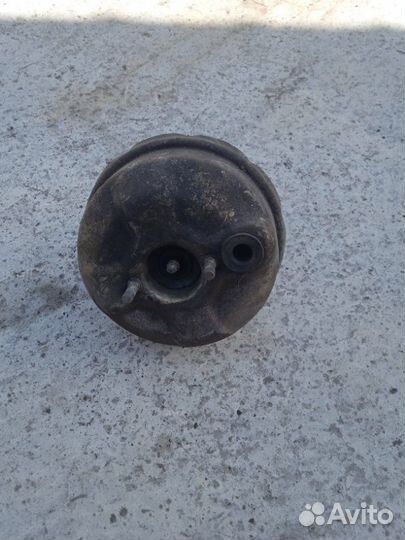 Вакуумный усилитель тормозов Лада 2106