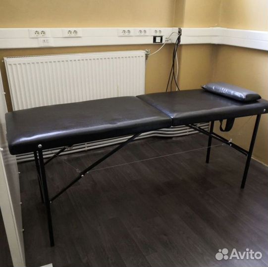 Массажная кушетка