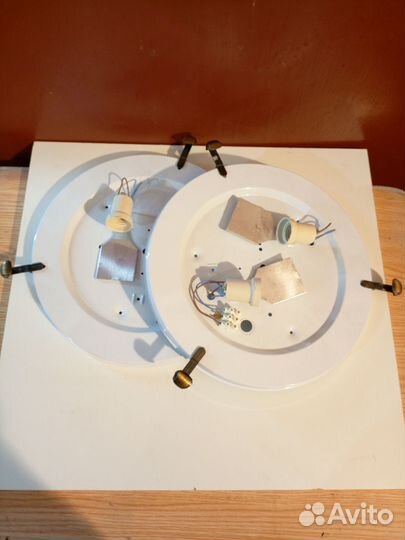 Бра без стекла