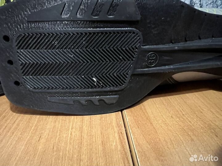 Лыжные ботинки 36 размер