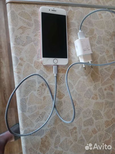 Мобильные телефоны бу iPhone 7