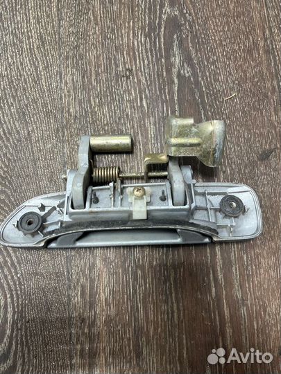 Ручка двери внешняя Honda Fit GD3 L12A1 2001