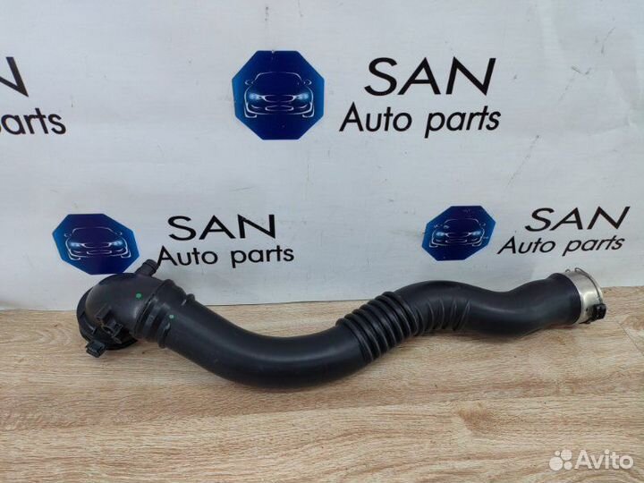 Патрубок интеркулера Bmw 3 F30 N20B20 2013