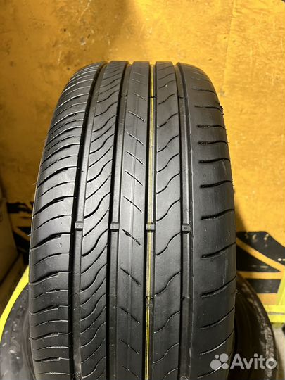 Viatti Strada 2 (V-134) 215/55 R17