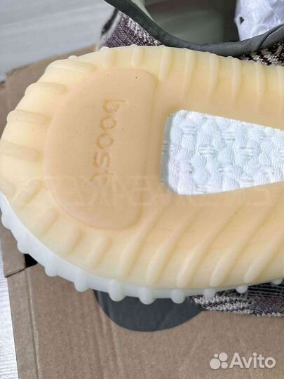 Кроссовки Adidas Yeezy