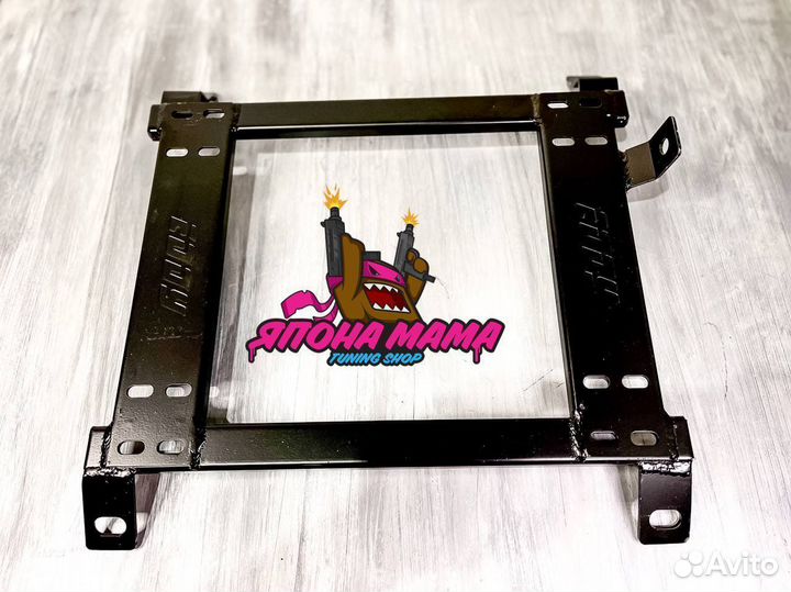 Площадка под полуковши ковши Nissan Skyline R33 L