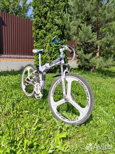 Велосипед спортивный складной