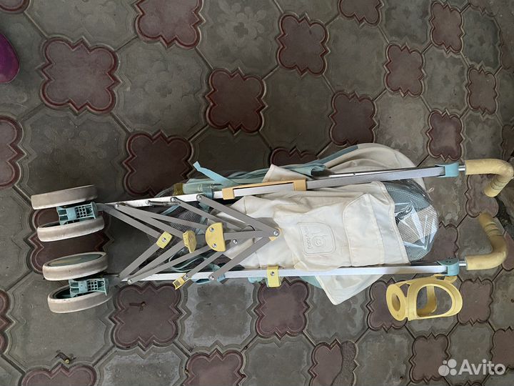 Прогулочная коляска трость