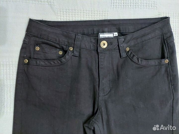 Джинсы чёрные Actual basics. M
