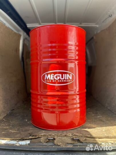 Meguin Megol Ultra Performance LL R 5W-40 / Бочка