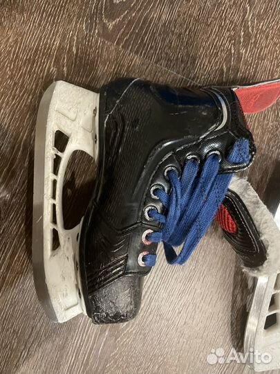 Хоккейные коньки bauer vapor 1x