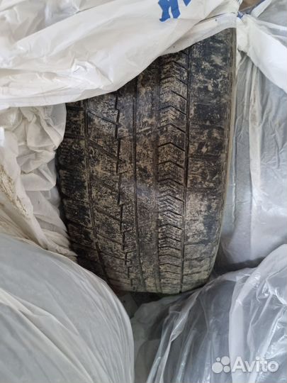 Bridgestone Blizzak VRX 225/55 R17 98L