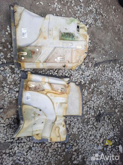 Покрытие напольное, ковролин Mercedes-Benz W204