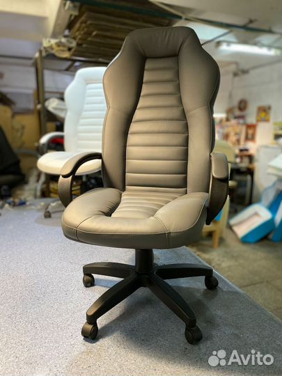 Компьютерное кресло