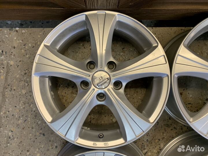 R16 Kaiser 5x114.3 6.5JJ ET+38 Цо73,1мм Weds