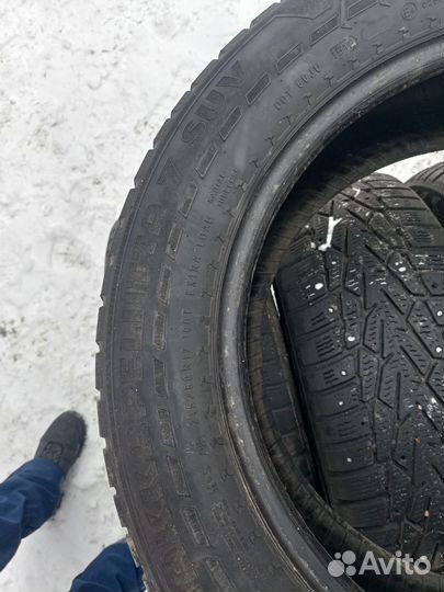 Nokian Tyres Hakkapeliitta 7 SUV 215/60 R17 100T