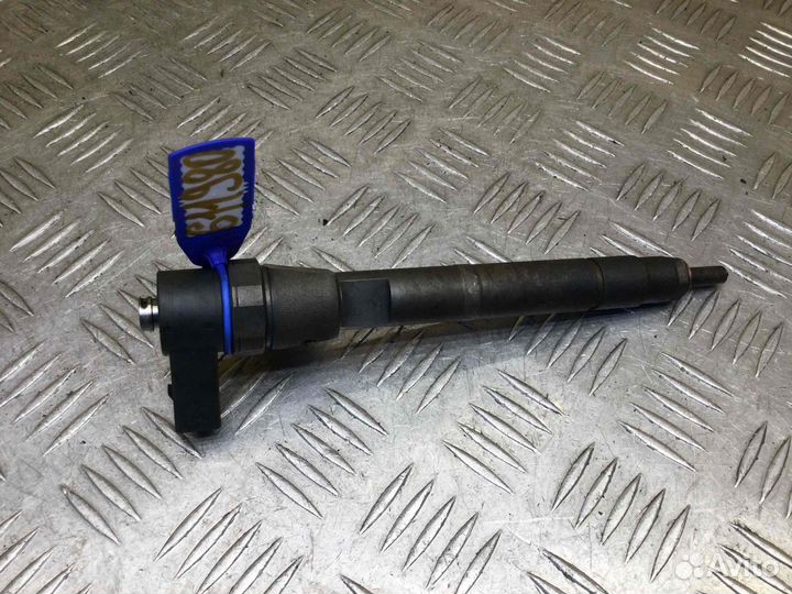 Форсунка Mercedes Vito (Viano) a6110700887 611980