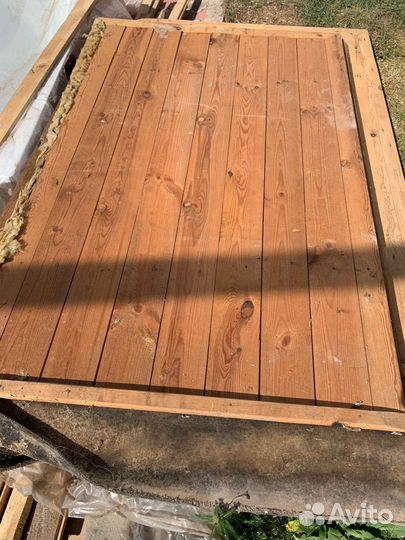 Деревянная дверь, утепленная